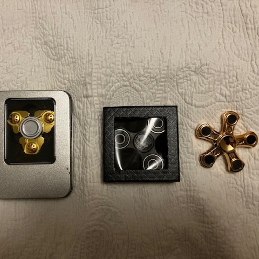 Three Fidget Spinners - Picture 1 of 4